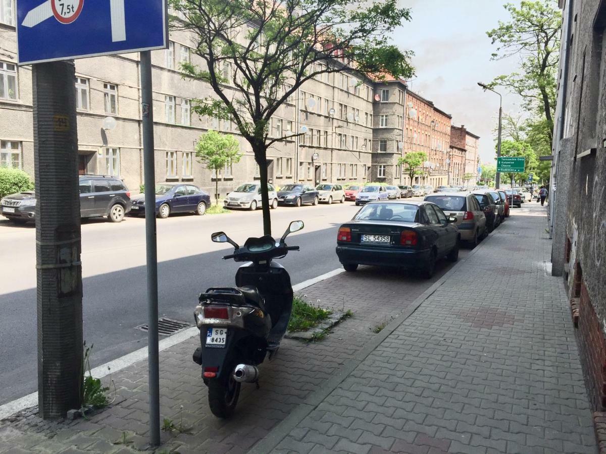 Apartament Joanna Parter Blisko Onkologii I Strefy Ekonomicznej Gliwice Zewnętrze zdjęcie